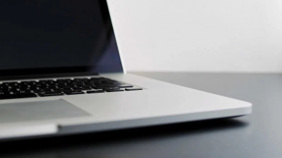 Google приостановил продажу контекстной рекламы в России