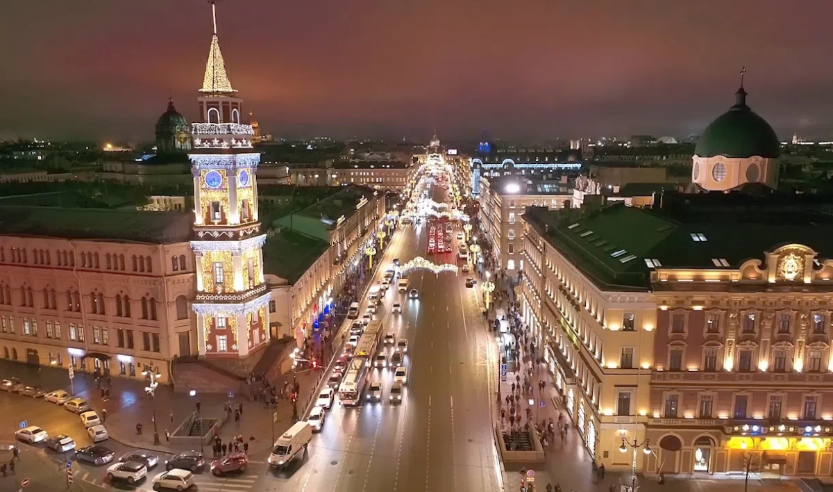 В Петербурге определяются с оформителем улиц к Новому году - tvspb.ru