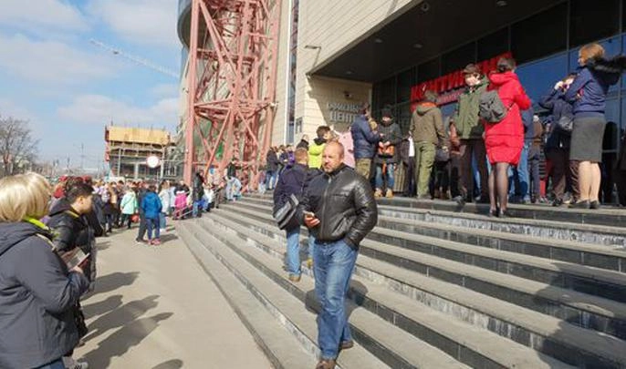 В Петербурге эвакуировали ТРК «Континент» - tvspb.ru