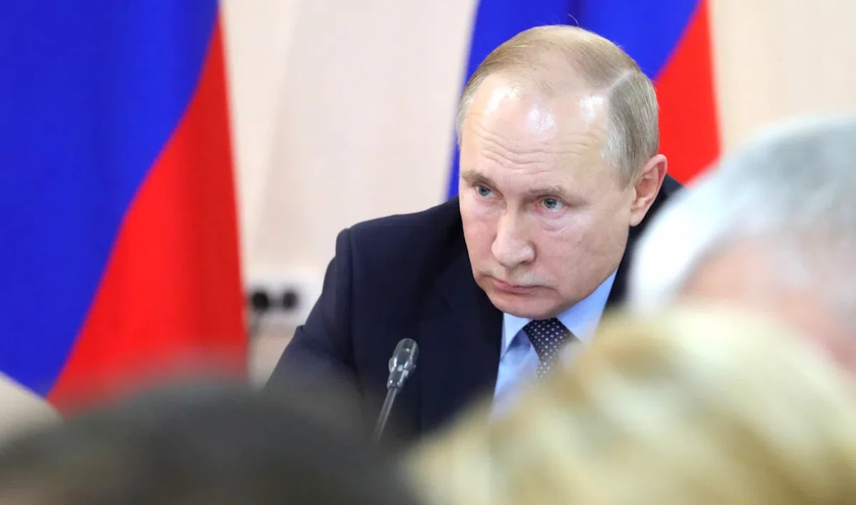 Путин поручил рассмотреть вопрос снижения страховых взносов для малого и среднего бизнеса - tvspb.ru