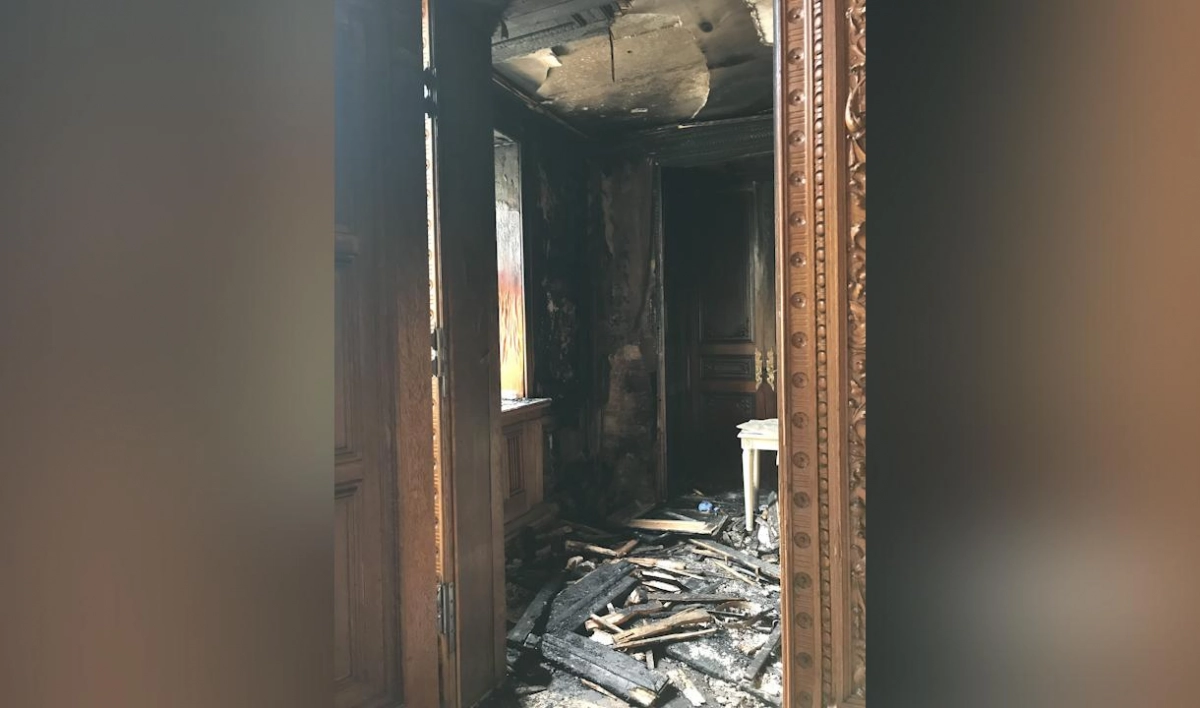 КГИОП направил заявление в полицию после пожара в Доме архитектора - tvspb.ru