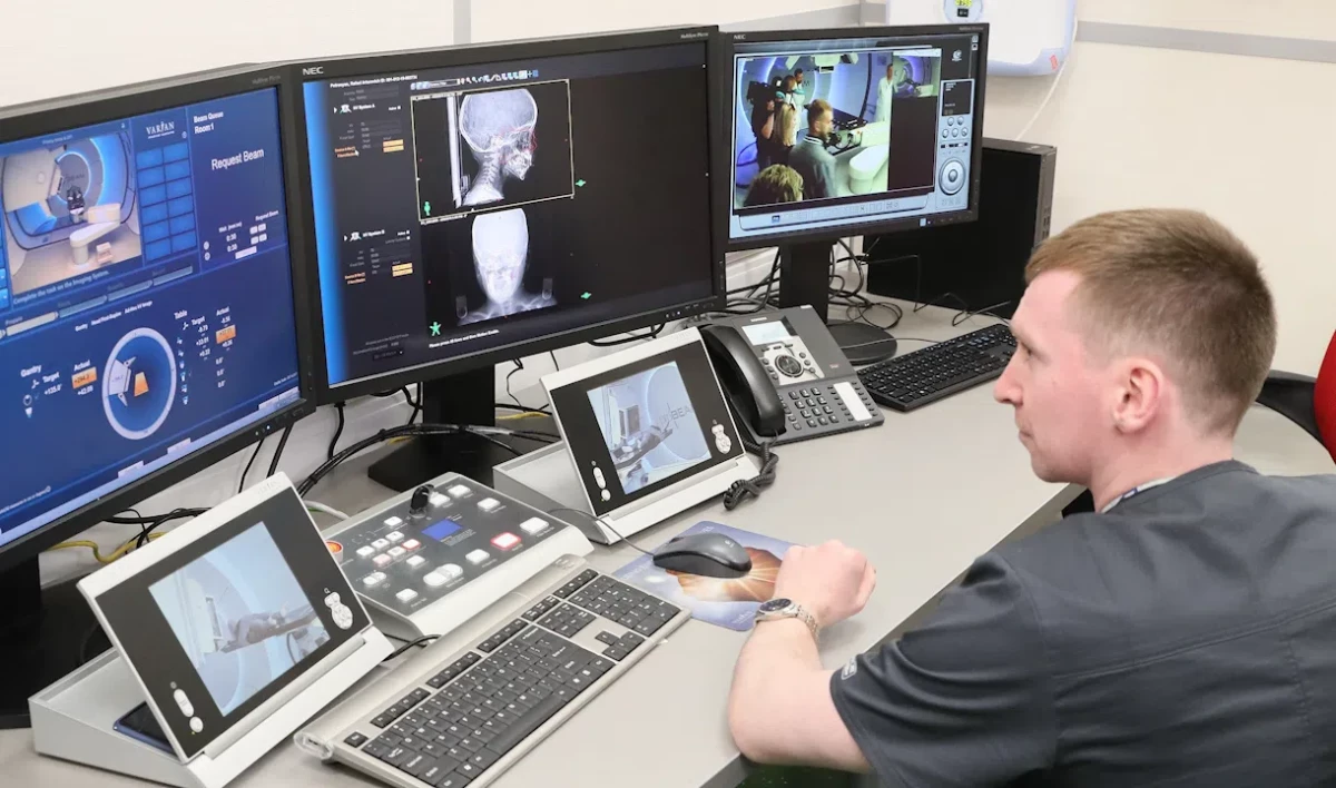 В Петербурге появится Центр протонной терапии для оказания высокотехнологичной помощи больным с онкологией - tvspb.ru