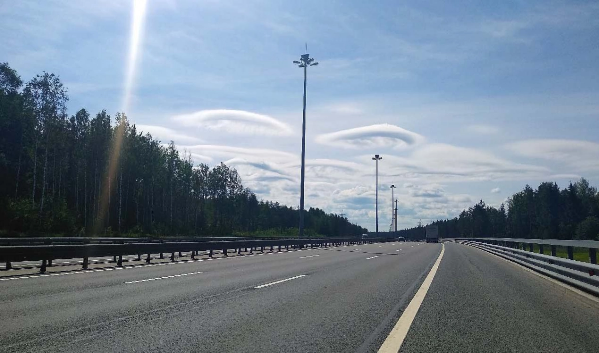 Петербуржцы разглядели в облаках НЛО - tvspb.ru