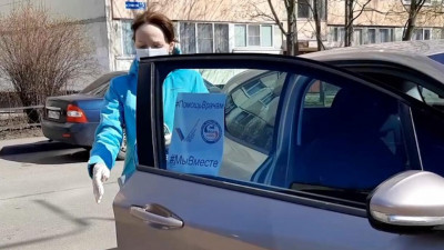 Всероссийское общество автомобилистов помогает петербургским врачам добираться до работы