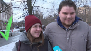 Умеют ли петербуржцы делать комплименты? Опрос на улицах Северной столицы