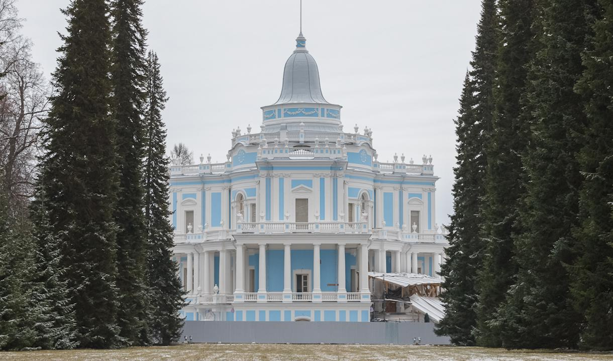 Павильон катальной горки в ораниенбауме фото