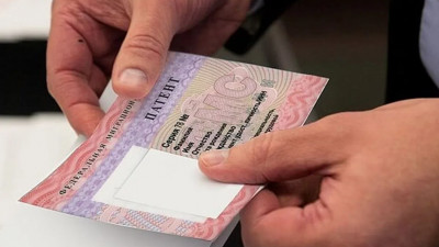 ЗакС увеличил стоимость патента для трудовых мигрантов