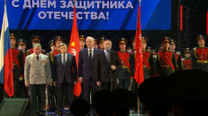 Александр Беглов поздравил ветеранов и офицеров на концерте в БКЗ «Октябрьский»