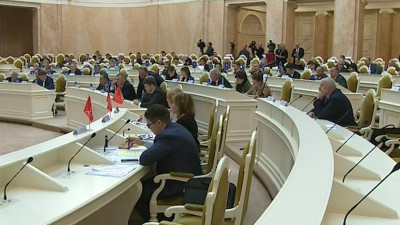 Депутаты ЗакСа просят президента обратить внимание на судьбу детей после развода родителей