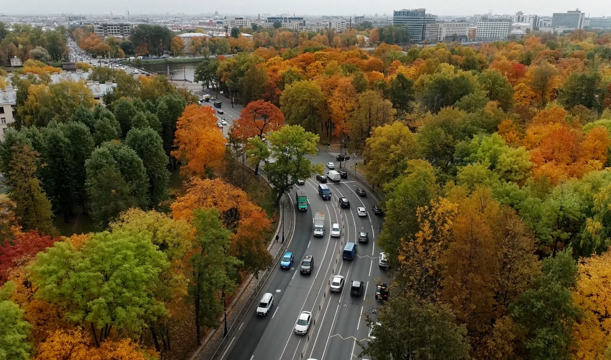 Петербург стал вторым в топе городов для путешествий на ноябрьские праздники - tvspb.ru