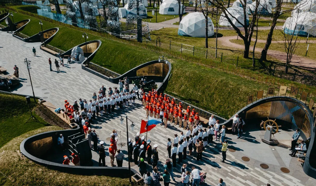 Проект кронштадта. Музейно-исторический парк «остров Фортов». Кронштадт парк остров Фортов. Кронштадт остров Фортов Шойгу. Музей Шойгу в Кронштадте.