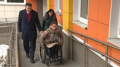 Представители Общественной палаты проверили приспособленность участков для избирателей с ограниченными возможностями