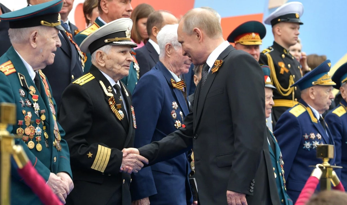 Начался парад Победы на Красной площади - tvspb.ru