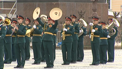 В Петербурге после парада Победы споет хор из 4,5 тысячи военных