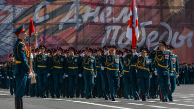 На Дворцовой площади пройдут три тренировки парада Победы