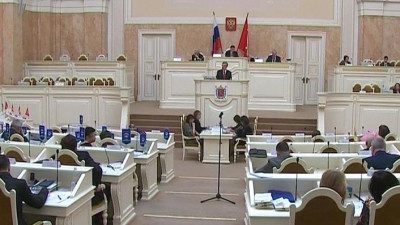 Деньги вместо земельных участков и отчет омбудсмена: ключевые вопросы повестки заседания ЗакСа