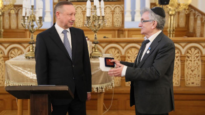 Александр Беглов поблагодарил еврейскую общину Петербурга за помощь в период пандемии