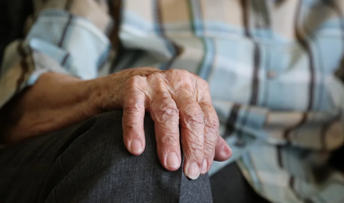 Для пенсионеров могут ввести пособия за вакцинацию от COVID - tvspb.ru