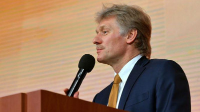 Песков не стал советовать Грудинину, как ему поступить с усами в споре с Дудем