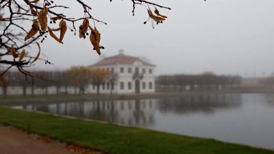 Парки и музеи Петергофа переходят на зимний режим работы