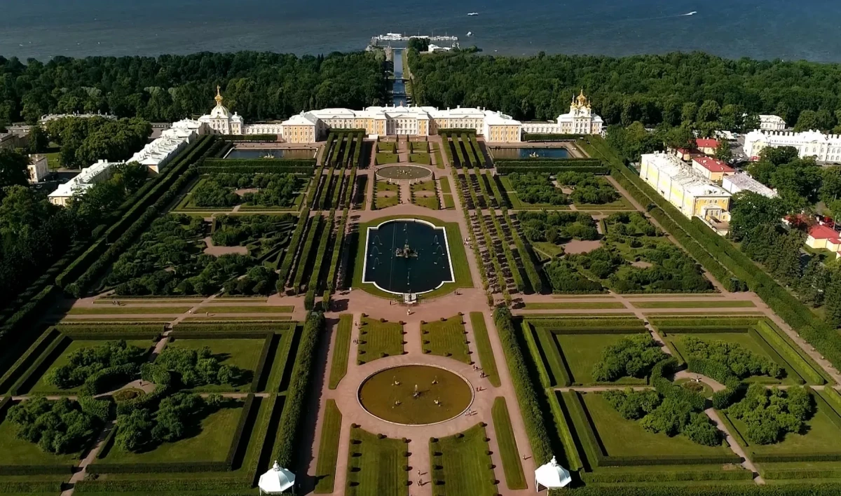 ГМЗ «Петергоф» приостановил онлайн-продажу билетов из-за коронавируса - tvspb.ru