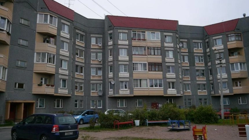 Информация о трещинах в жилом доме на Петергофском шоссе не подтвердилась - tvspb.ru