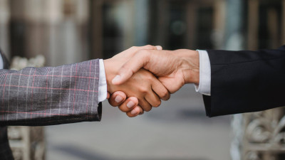 «Газпром нефть» и «Яндекс» подписали соглашение о сотрудничестве с правительством Петербурга