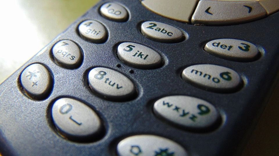 Nokia 3310 вернулась в продажу - tvspb.ru
