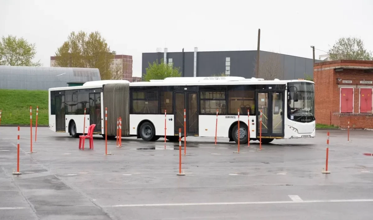 Лучшие водители автобусов покажут мастерство на соревнованиях в Петербурге  | Телеканал Санкт-Петербург