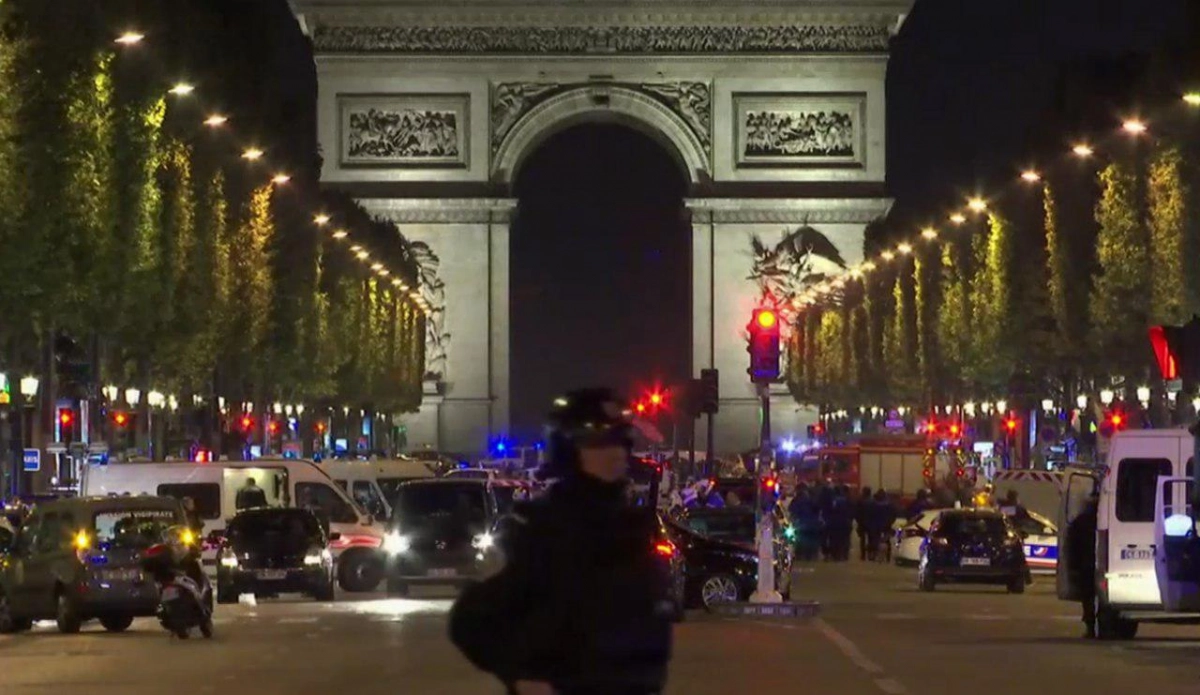 Группировка «Исламское государство» взяла на себя ответственность за расстрел полицейских в Париже - tvspb.ru