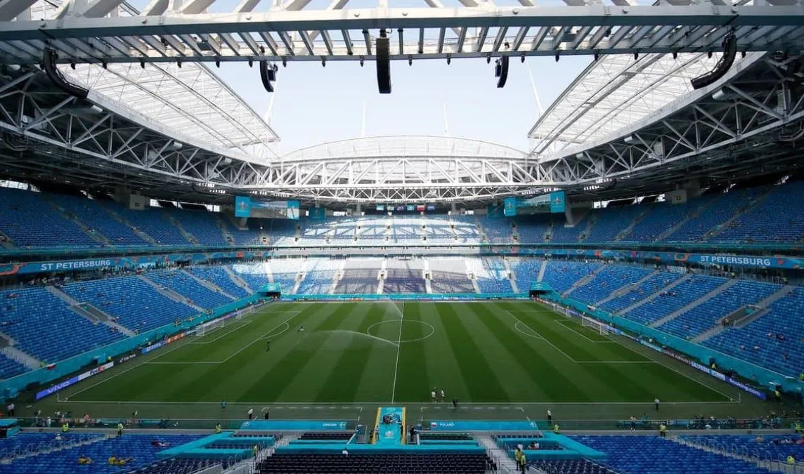 В Петербурге начался матч Евро-2020 между Швецией и Польшей - tvspb.ru
