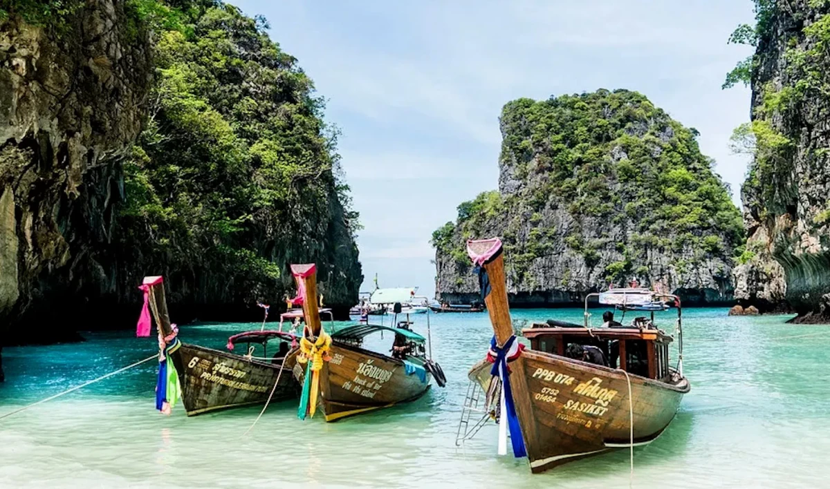 Таиланд отменит ПЦР-тесты по прибытии для привитых туристов - tvspb.ru