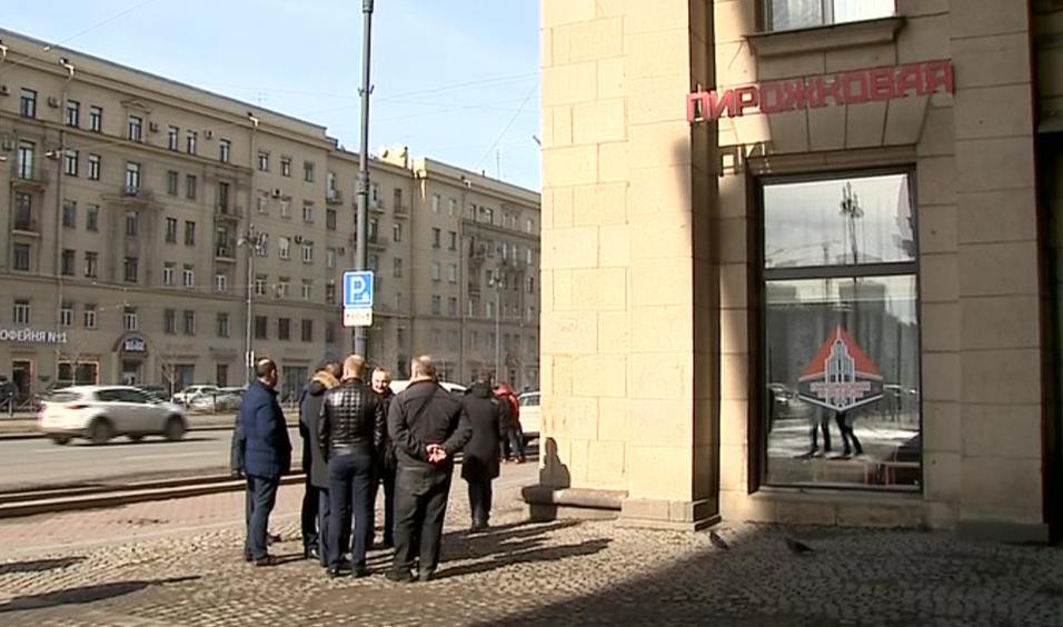 Пирожкова санкт петербург. Пирожковая на Московском проспекте. Пирожковая на Московском 192. Старейшая пирожковая на Московском проспекте. Пирожковая на Московском проспекте в СПБ.