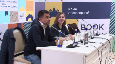 Пандемия и литература: о чем говорят писатели на Петербургском книжном салоне