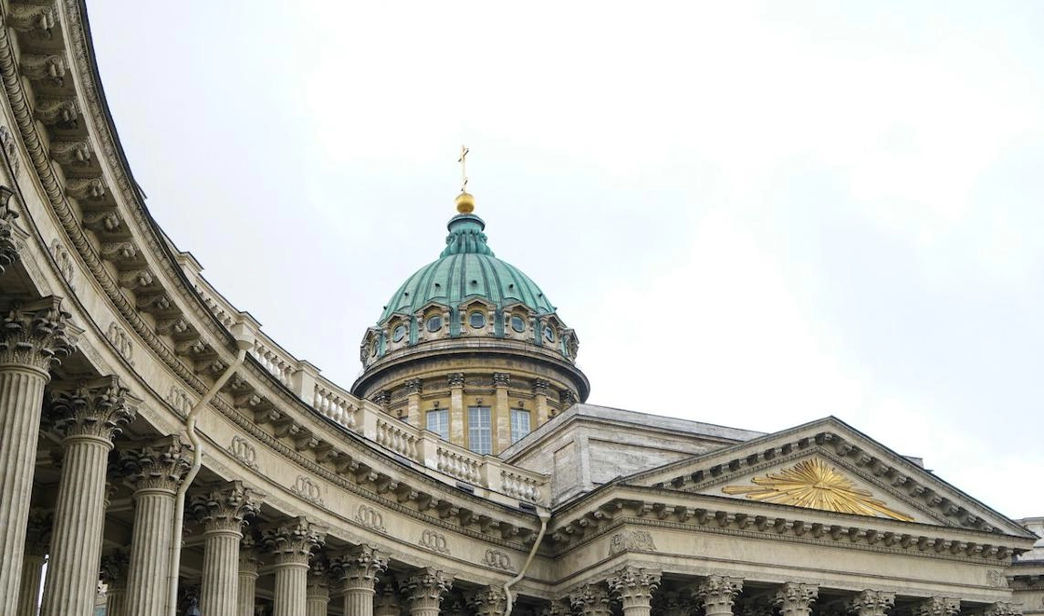 Фасад Казанского собора отреставрируют за 37 миллионов рублей - tvspb.ru