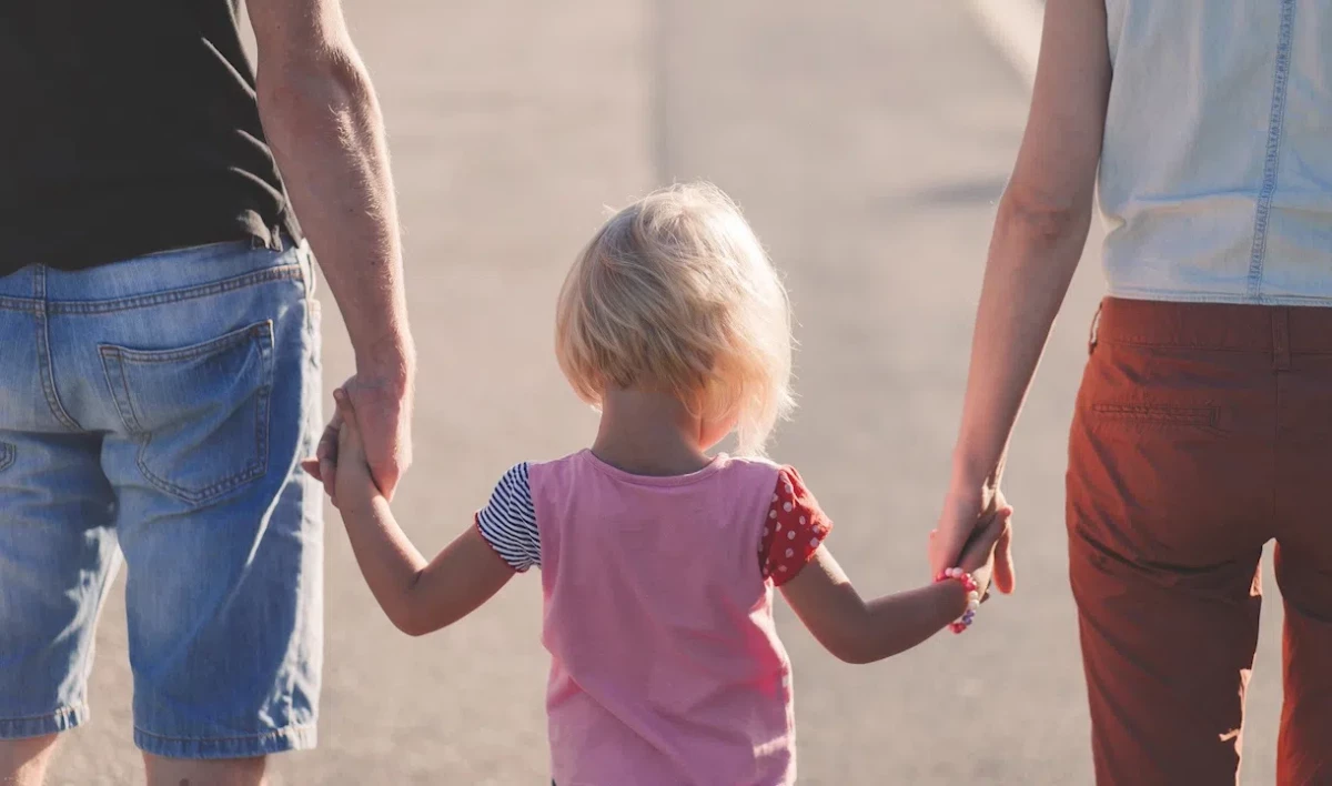 Семьям с детьми больше не придется платить НДФЛ при продаже жилья - tvspb.ru