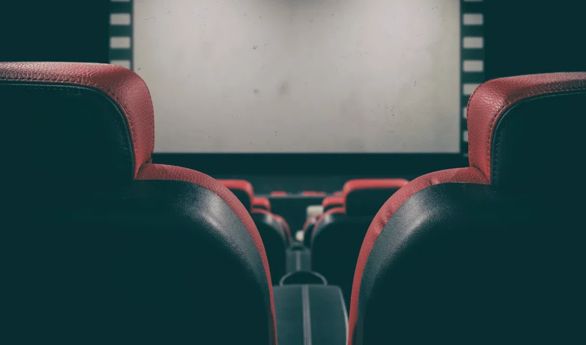 В кинотеатре «Аврора» покажут фильмы-выставки о великих художниках - tvspb.ru