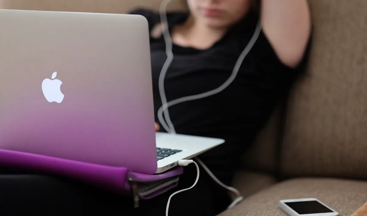 В России более 5% сотрудников работают на удаленке - tvspb.ru