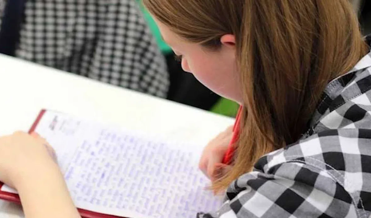 Вакцина для подростков «Спутник М» против COVID-19 поступит в Петербург до конца декабря - tvspb.ru