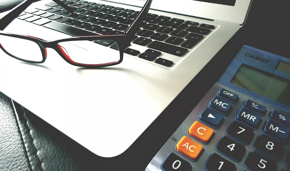 С осени 2020 года число безработных петербуржцев сократилось в два раза - tvspb.ru