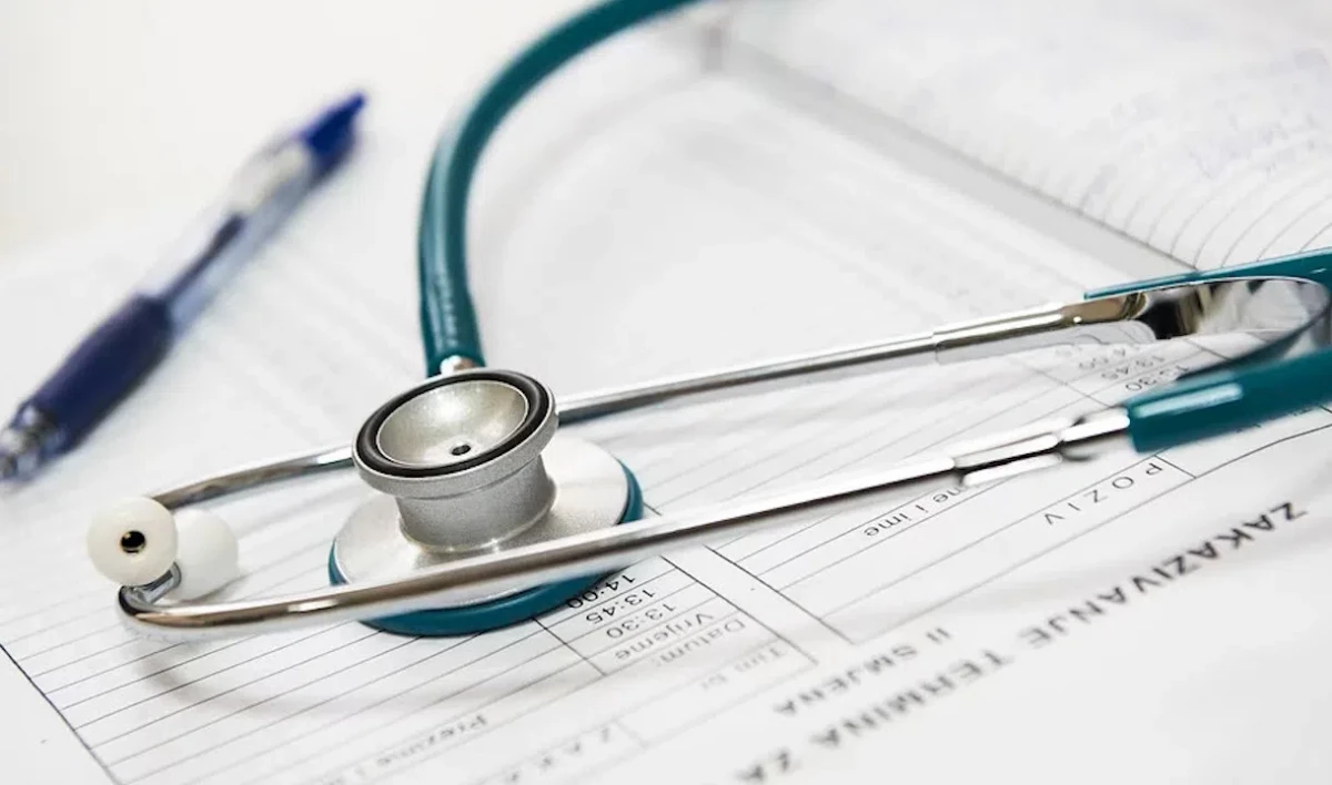 Эксперты объяснили особенности течения «омикрона» у детей - tvspb.ru