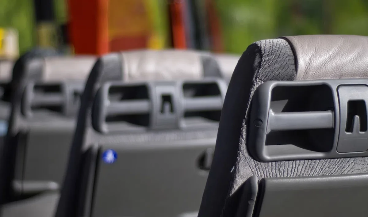 В Карелии перевернулся автобус с 20 детьми - tvspb.ru