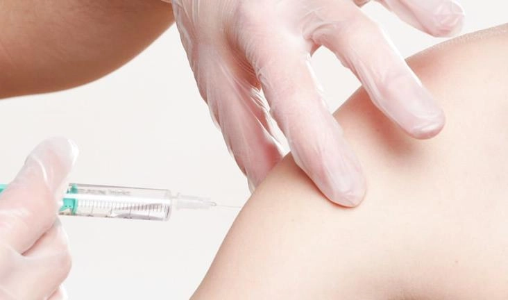 Более 800 тысяч жителей России сделали прививку от COVID-19 - tvspb.ru