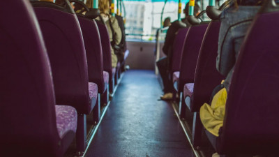 В России разрабатывают законопроекты о введении обязательных QR-кодов в магазинах и транспорте