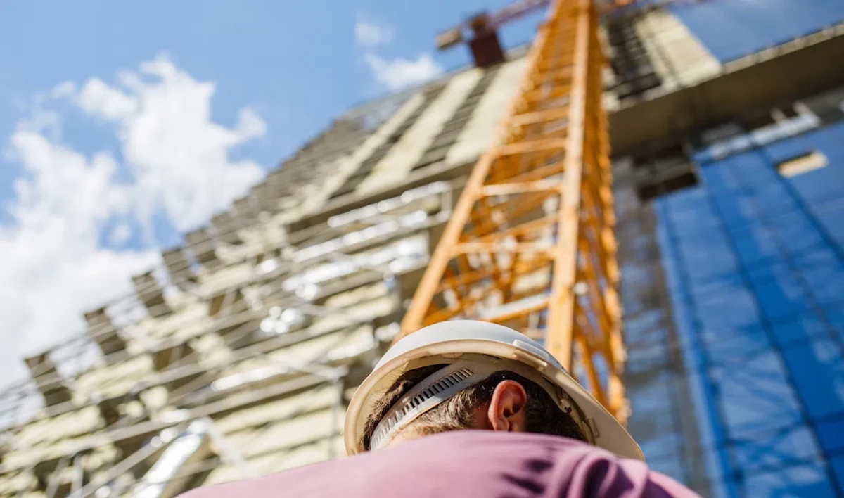 Ситуация в строительной отрасли Петербурга остается стабильной - tvspb.ru