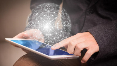 Вместо грабель и лопат — смартфоны и планшеты. Как цифровые технологии развивают аграрную отрасль