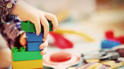 «Омикрон» проявляется у детей на третий день после заражения