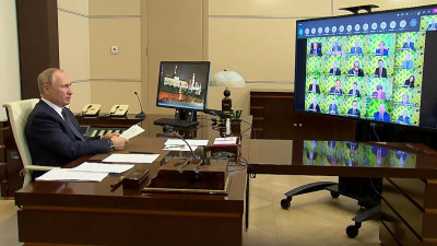 Путин: Россия выступает за устранение барьеров для производства и поставок вакцин в мире