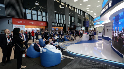 С ПМЭФ увезли в больницу волонтера с подозрением на коронавирус