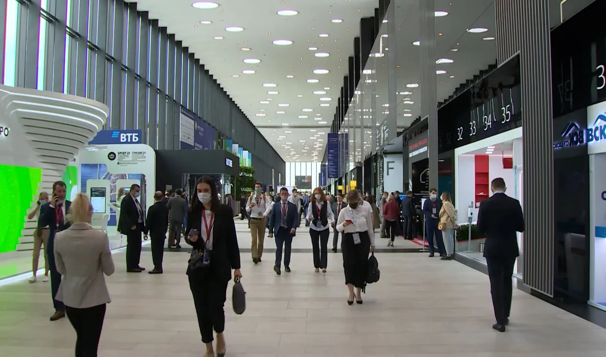 В рамках ПМЭФ Петербург планирует подписать более 40 соглашений - tvspb.ru